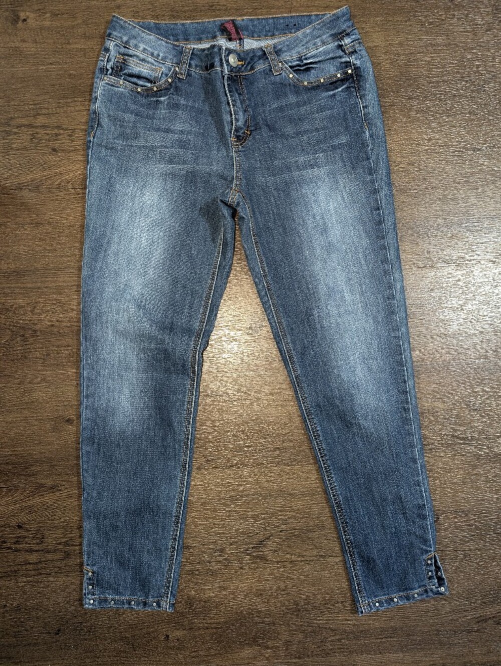 JW STYLE blue JEANS DENIM WOMEN'S SIZE 8 Rivet Details